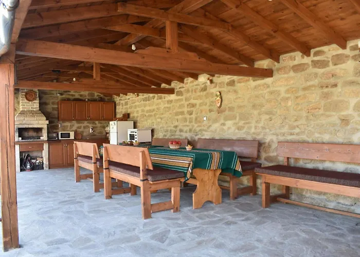 Vilă коларова къща Avren